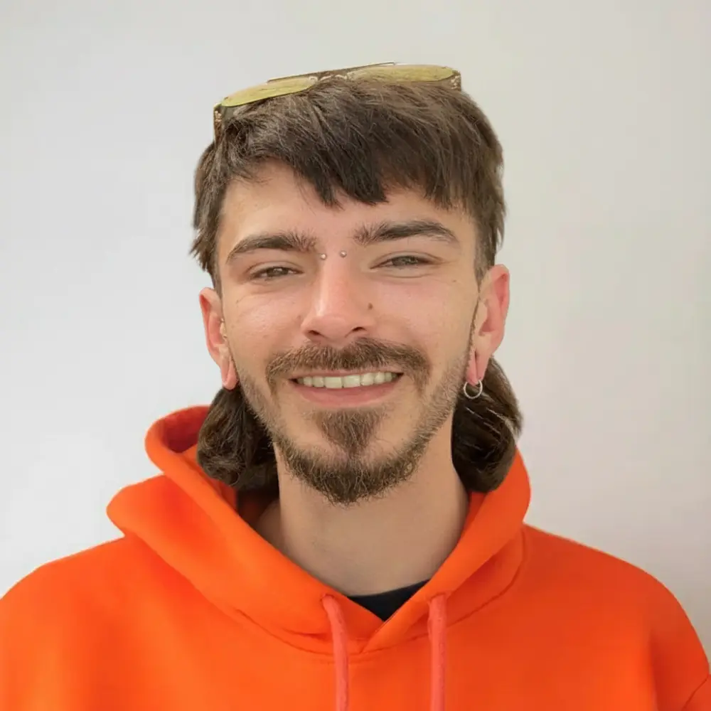 Photo de Thomas Duquénoy, Chargé de communication.